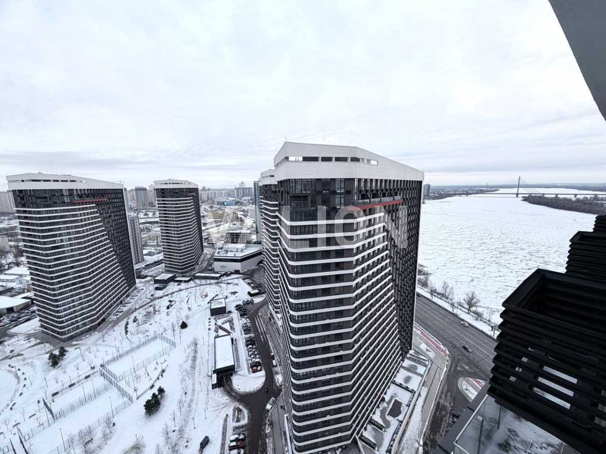 Продажа 4-комнатной квартиры 164.5 м², Днепровская наб., 15д