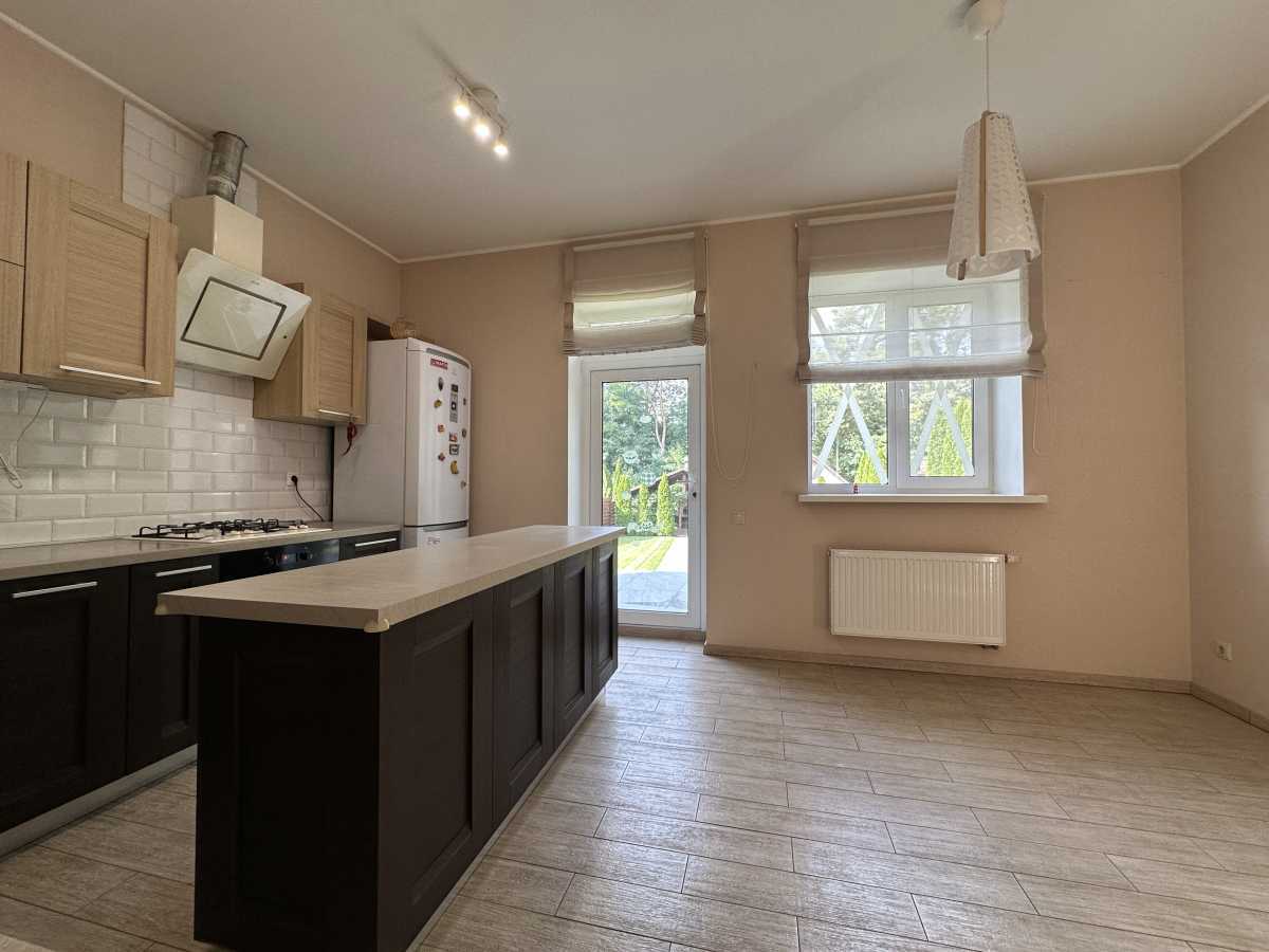 Продажа дома 198 м², Горохівська (Ватутіна), 56