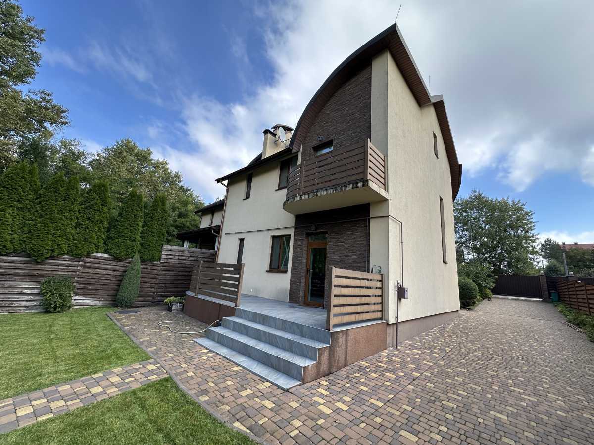 Продажа дома 198 м², Горохівська (Ватутіна), 56