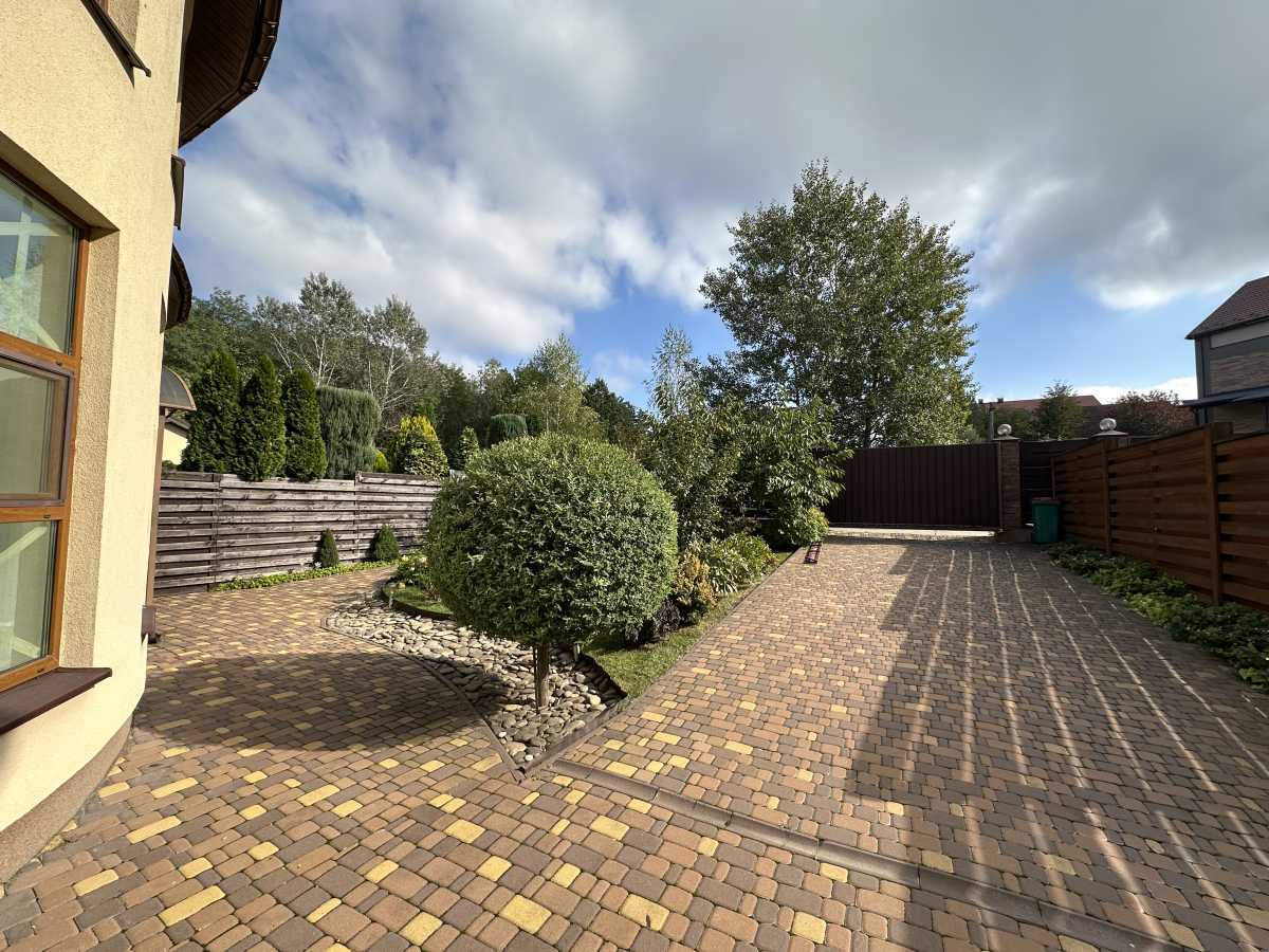 Продажа дома 198 м², Горохівська (Ватутіна), 56