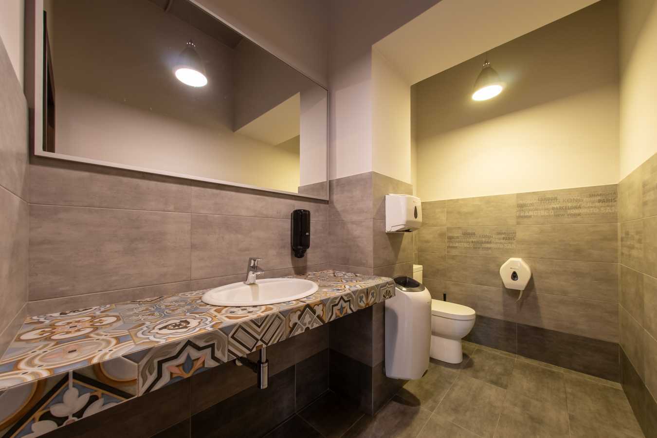 Продажа другого торгового помещения 110 м², Минеральная ул., 7Е