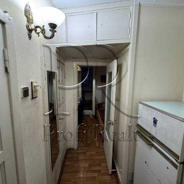 Продаж 1-кімнатної квартири 36 м², Героїв Дніпра вул., 47