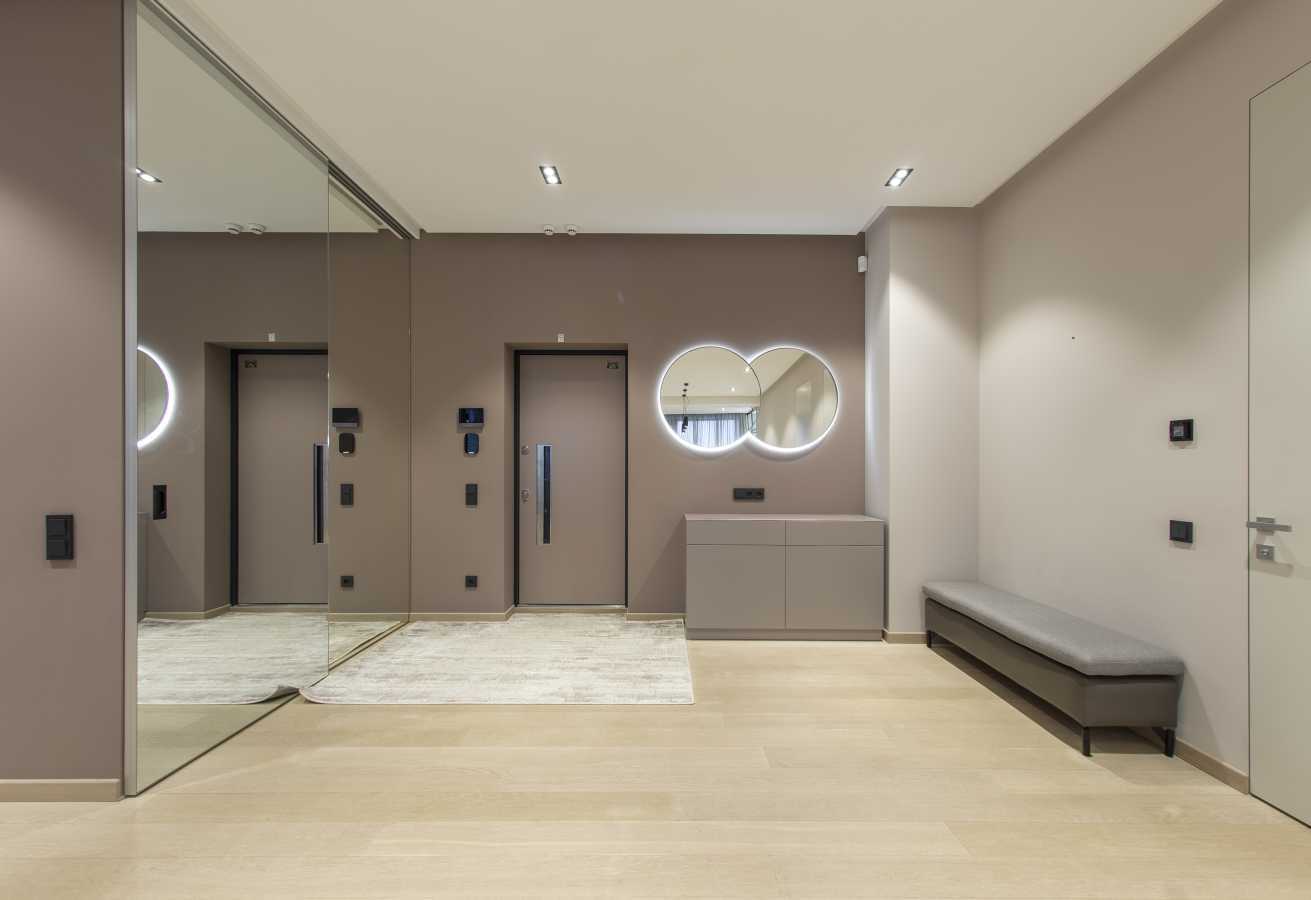 Продажа 4-комнатной квартиры 190 м², Бусловская ул., 15