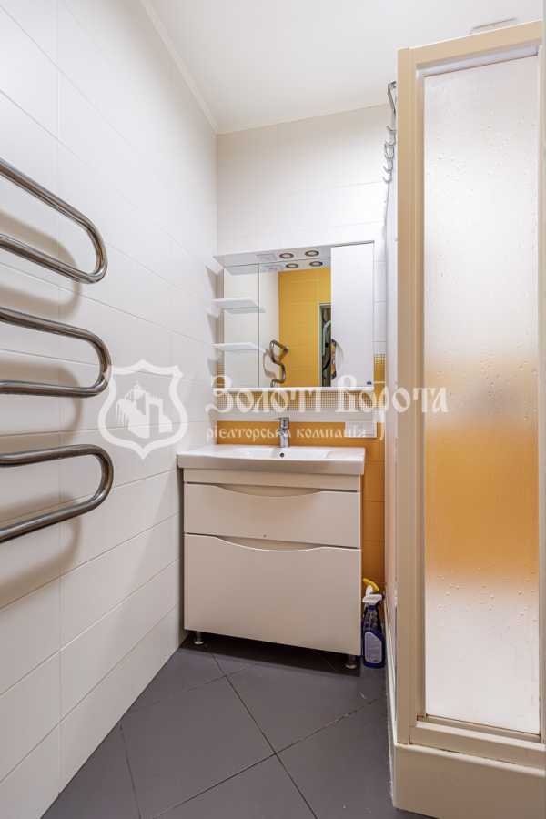 Продажа 5-комнатной квартиры 188.7 м², Николая Ушакова ул., 34А