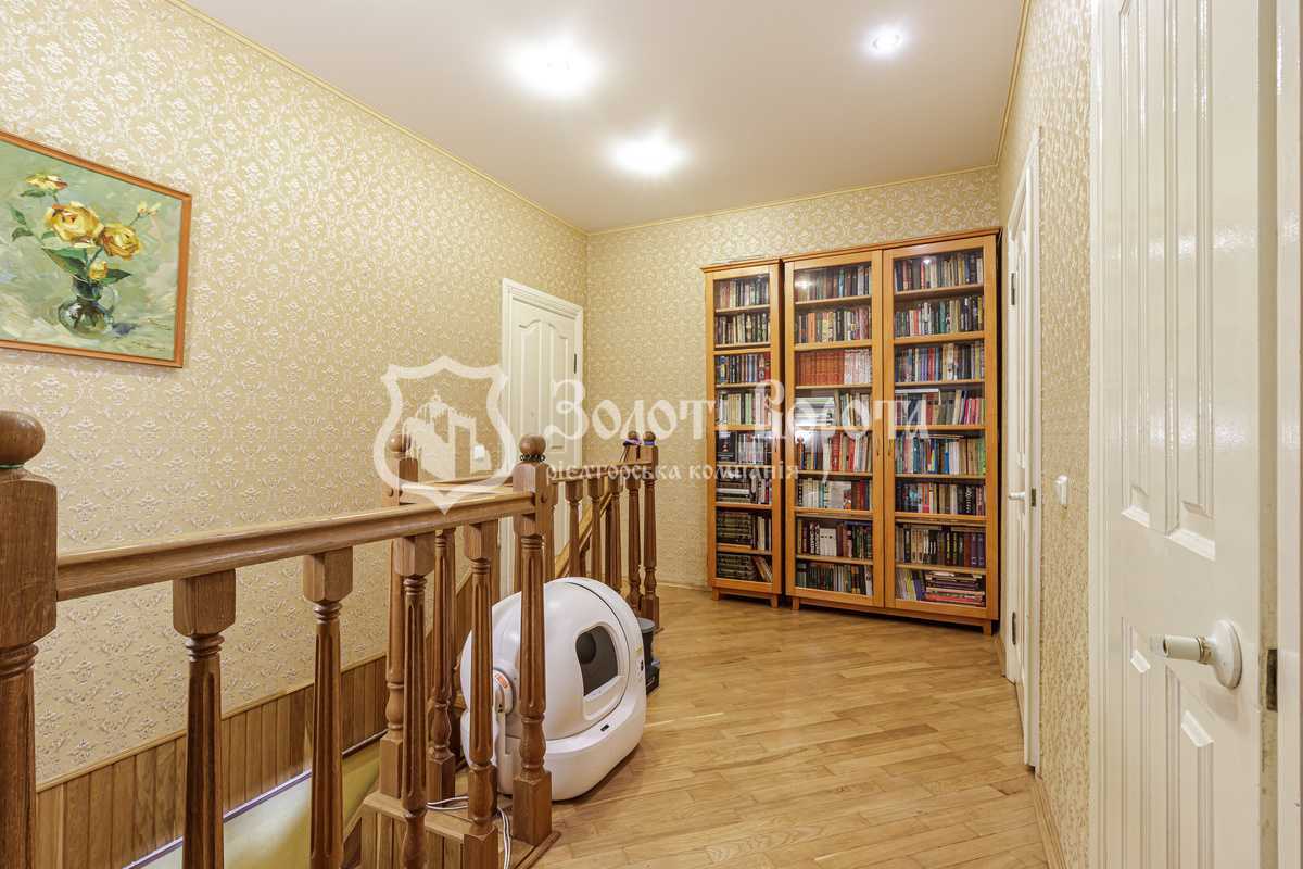 Продажа 5-комнатной квартиры 188.7 м², Николая Ушакова ул., 34А