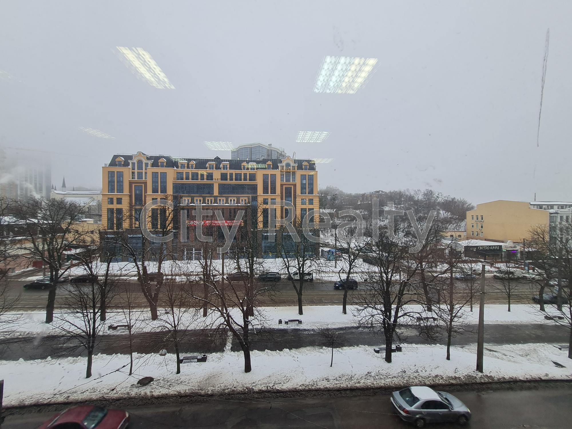 Оренда офісу 152.5 м², Верхній Вал вул., 4А