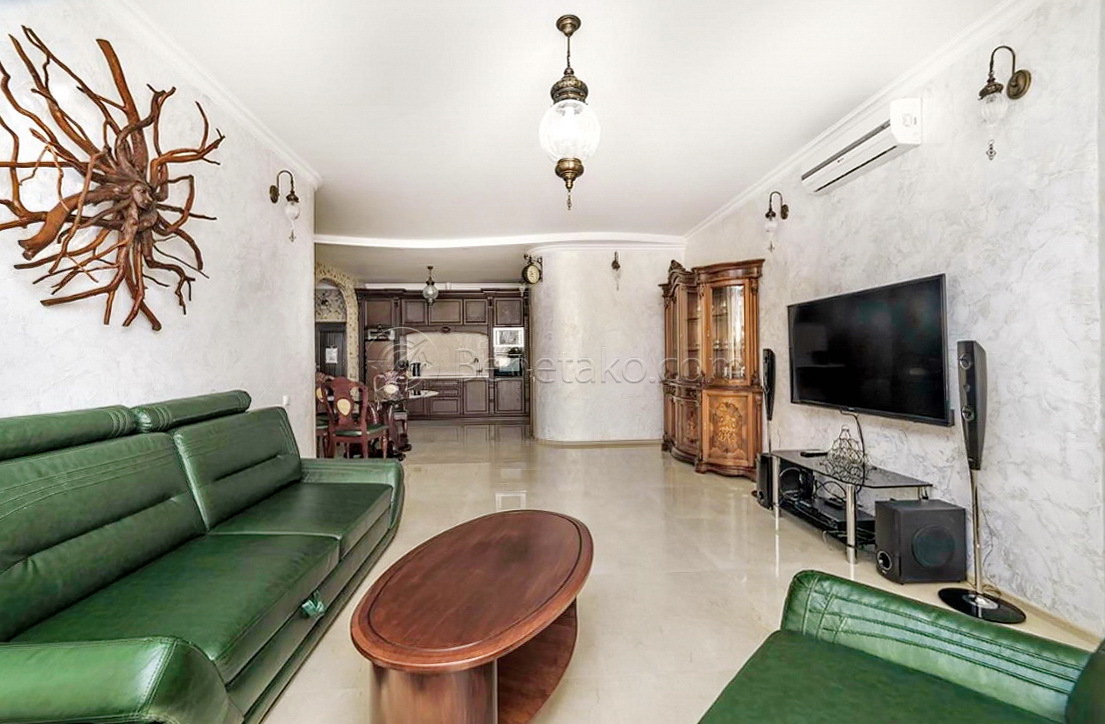 Продаж 3-кімнатної квартири 110 м², Тенистая вул., 9/12