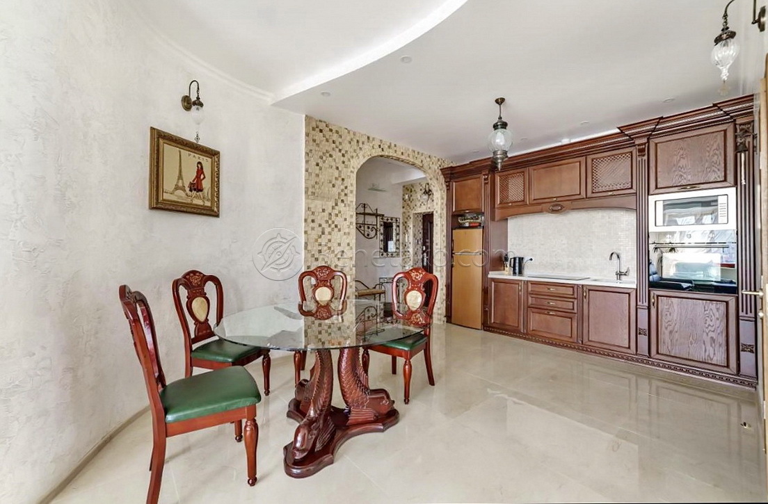 Продаж 3-кімнатної квартири 110 м², Тенистая вул., 9/12