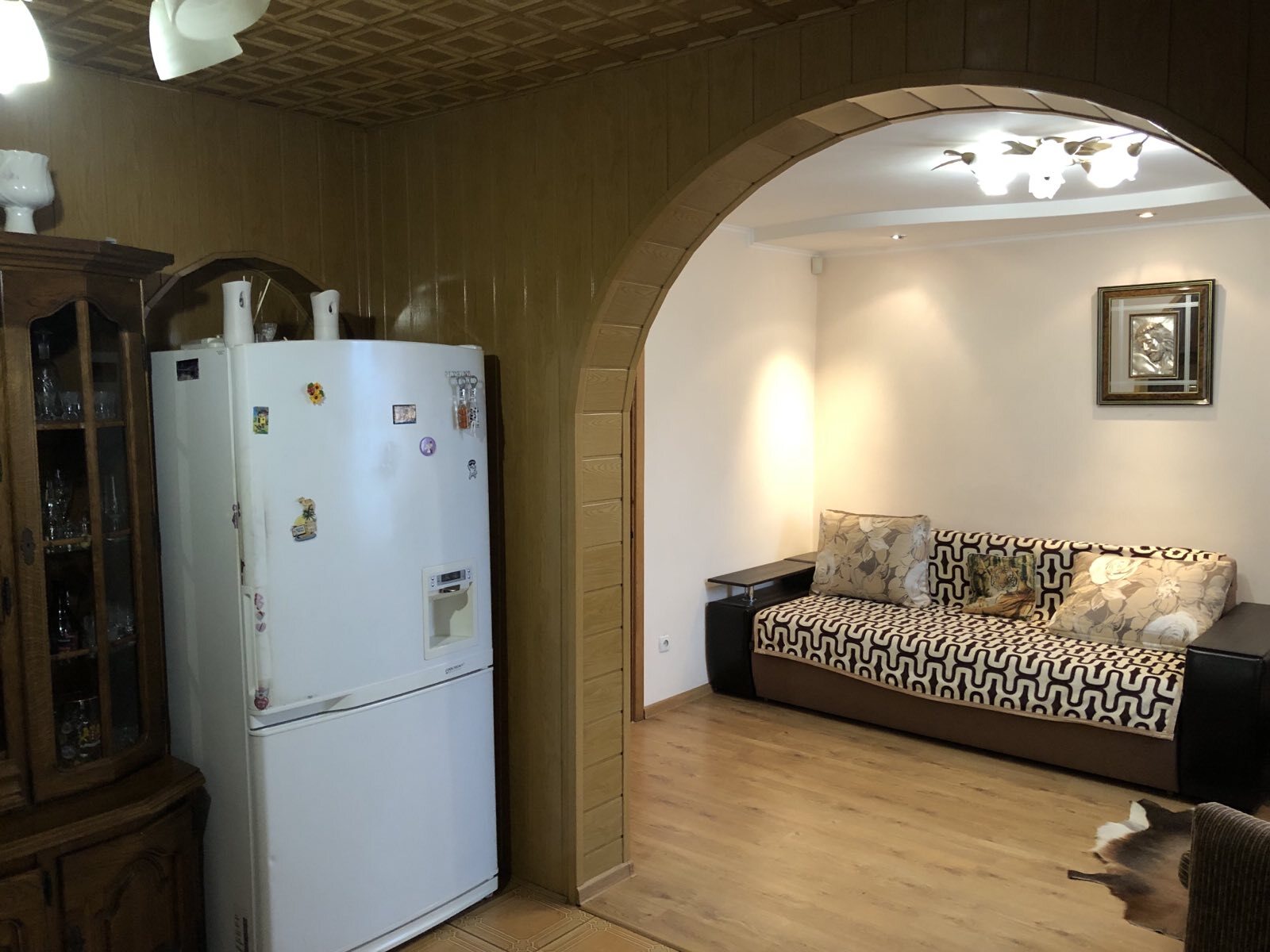 Аренда 3-комнатной квартиры 100 м², Розовая ул., 22 ул