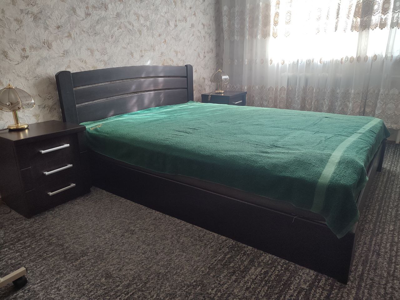 Аренда 3-комнатной квартиры 100 м², Розовая ул., 22 ул