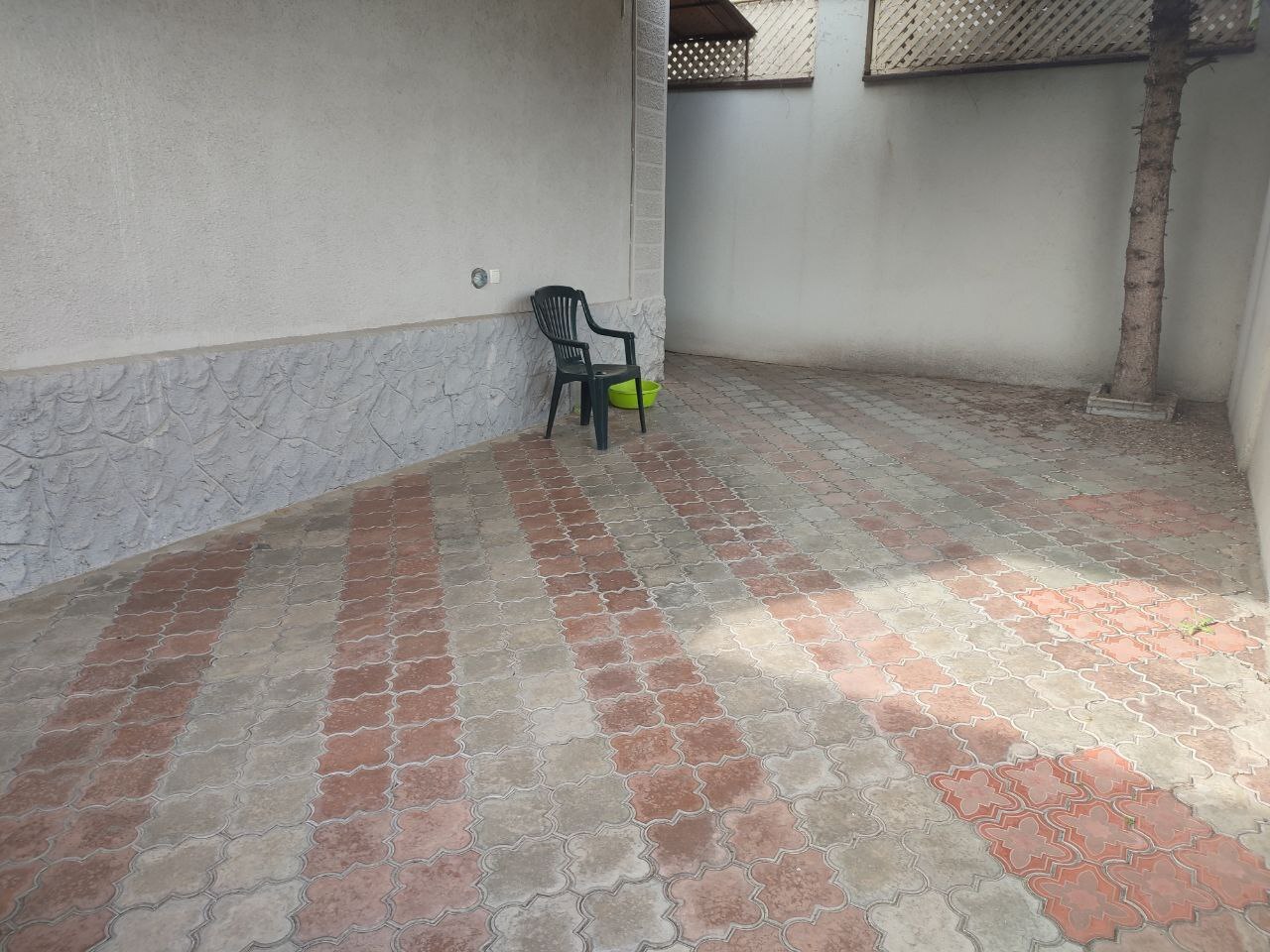 Аренда 3-комнатной квартиры 100 м², Розовая ул., 22 ул