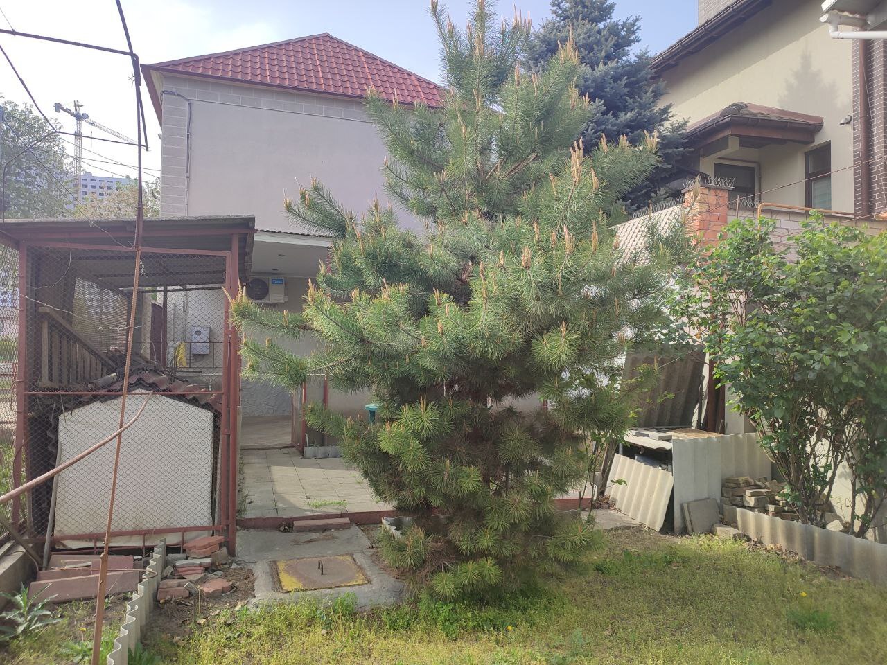 Аренда 3-комнатной квартиры 100 м², Розовая ул., 22 ул