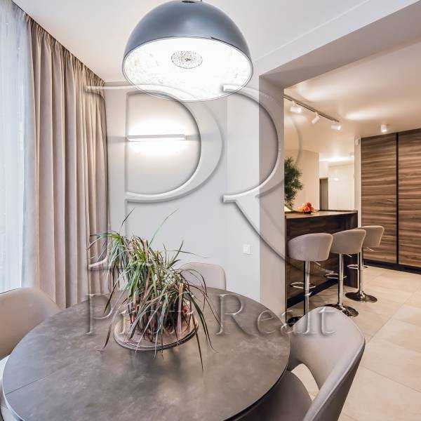 Продажа 3-комнатной квартиры 115 м², Яблоневая ул., 15