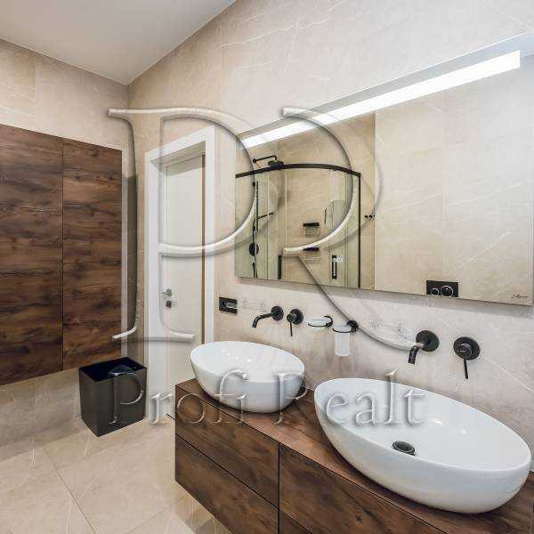 Продажа 3-комнатной квартиры 115 м², Яблоневая ул., 15