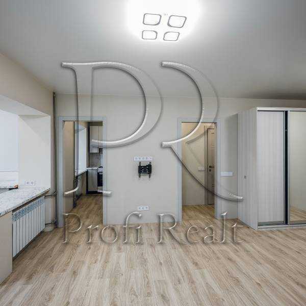 Продаж 1-кімнатної квартири 41 м², Привокзальна вул., 10