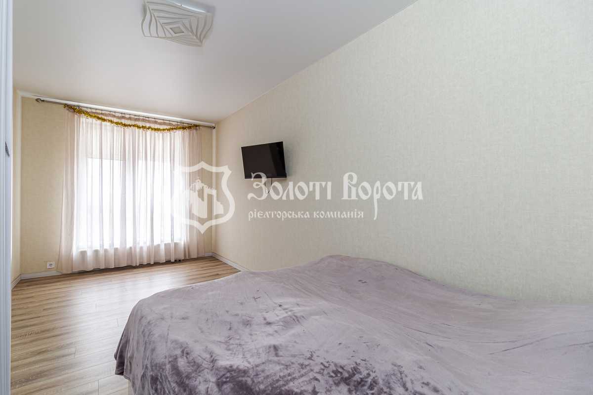 Продажа 1-комнатной квартиры 35.1 м², Петрівська вул, 1Б