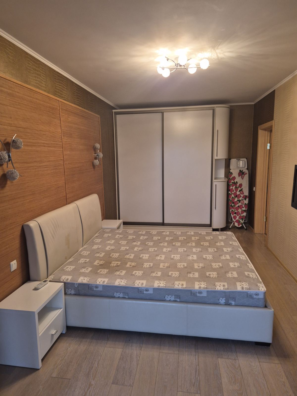 Аренда 3-комнатной квартиры 82 м², Крымская ул., 84