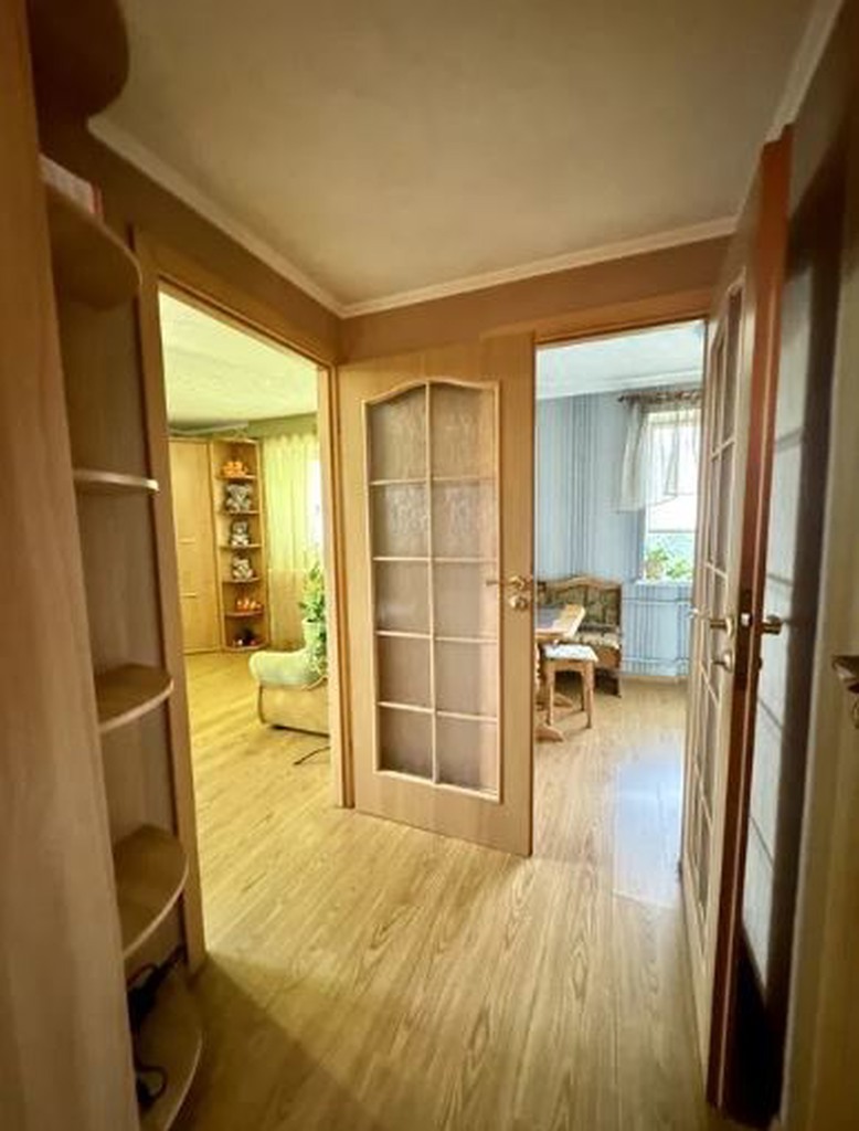Оренда 1-кімнатної квартири 40 м², Киргизька вул.