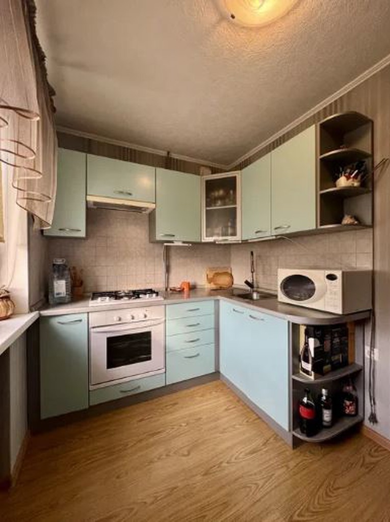 Оренда 1-кімнатної квартири 40 м², Киргизька вул.