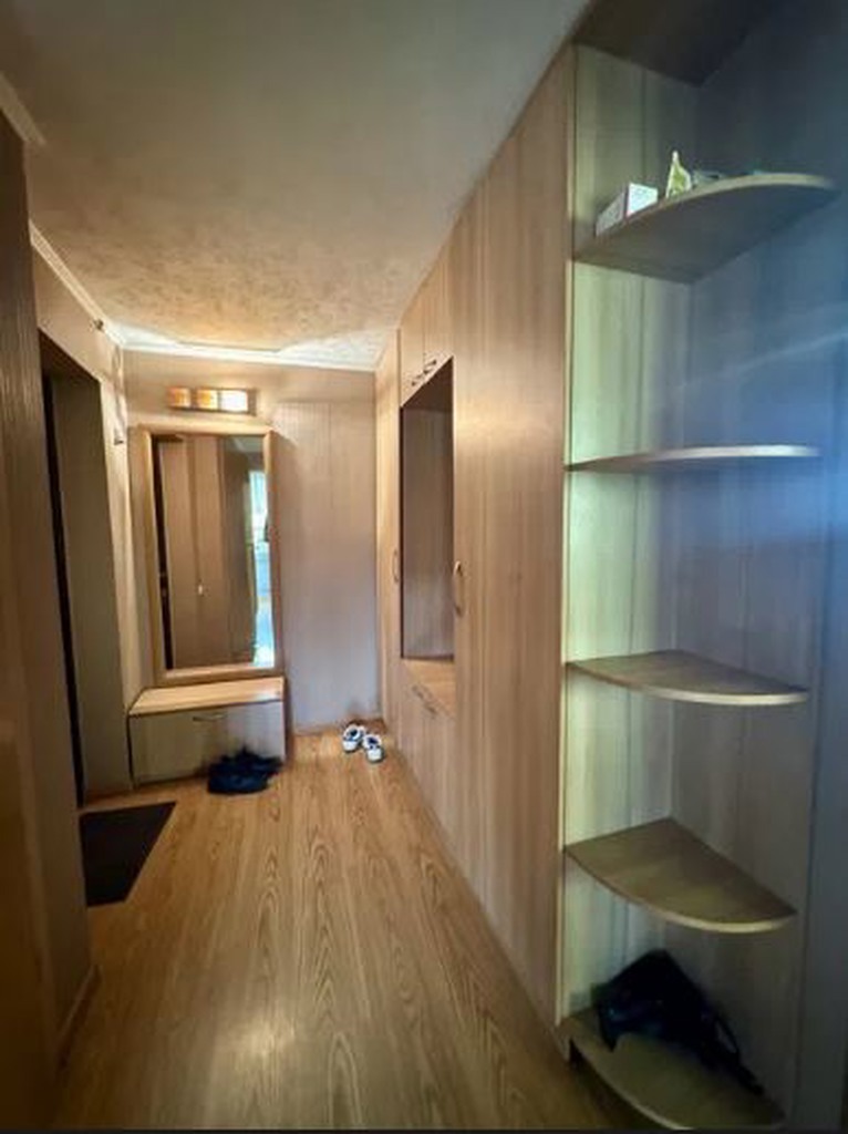 Оренда 1-кімнатної квартири 40 м², Киргизька вул.