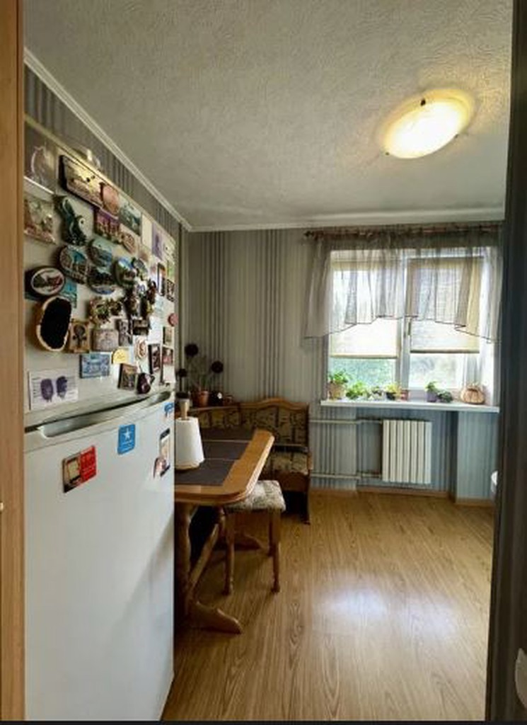 Оренда 1-кімнатної квартири 40 м², Киргизька вул.