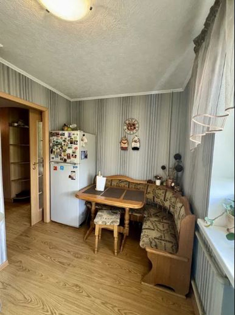 Оренда 1-кімнатної квартири 40 м², Киргизька вул.