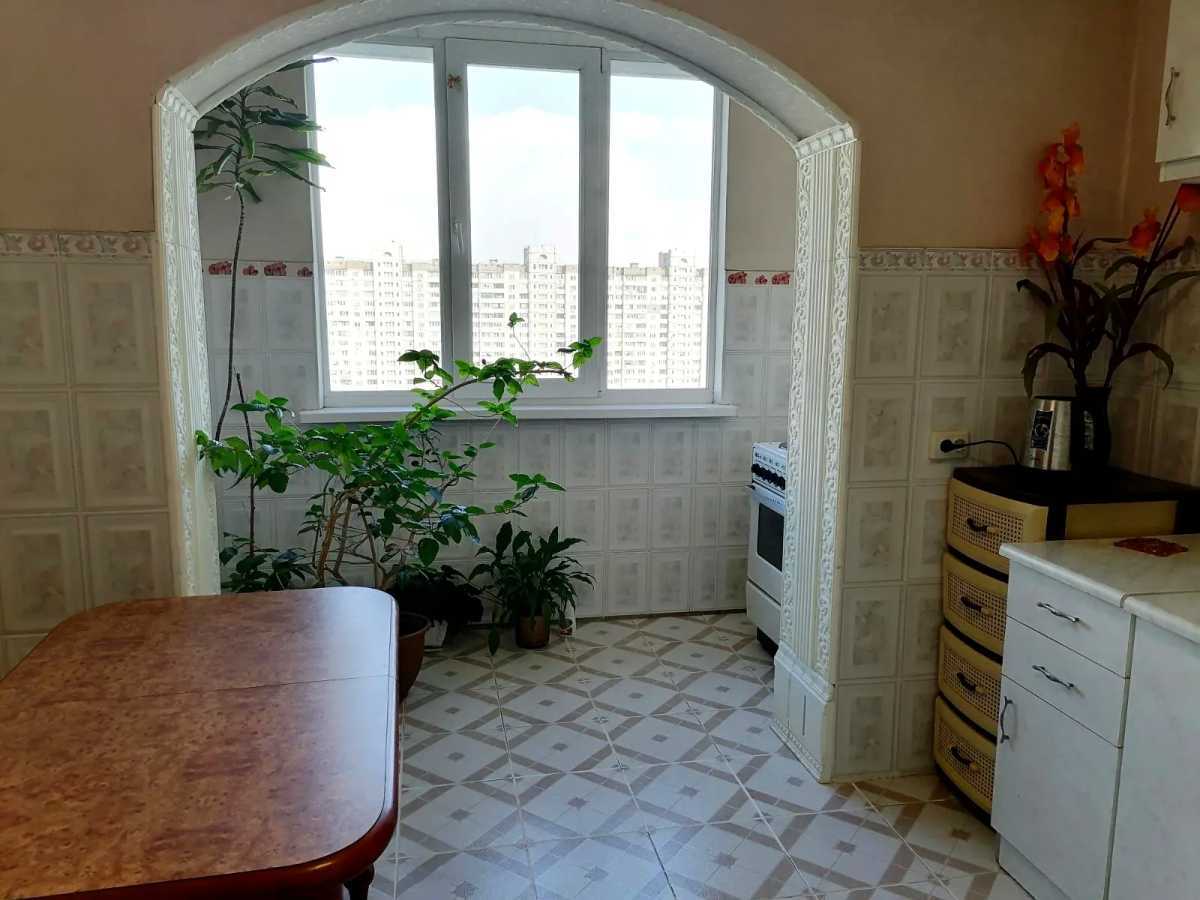 Аренда 2-комнатной квартиры 56 м², Радунская ул., 32