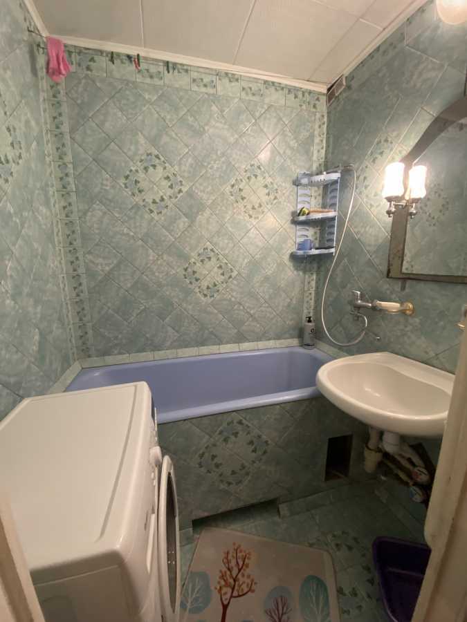 Продаж 3-кімнатної квартири 77.6 м², Полярна вул., 6А