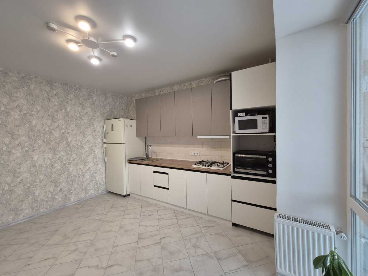 Продаж 1-кімнатної квартири 55 м², Машинобудівників вул., 14