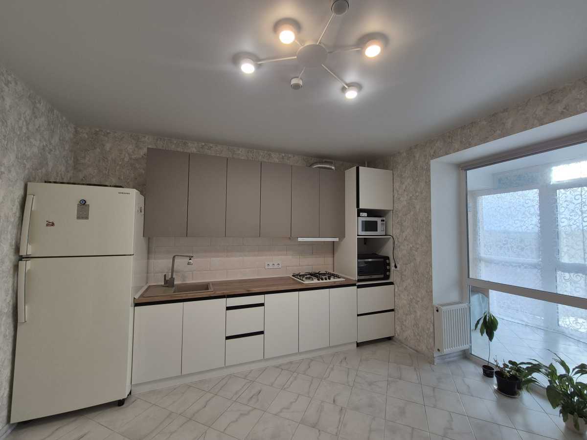 Продаж 1-кімнатної квартири 55 м², Машинобудівників вул., 14