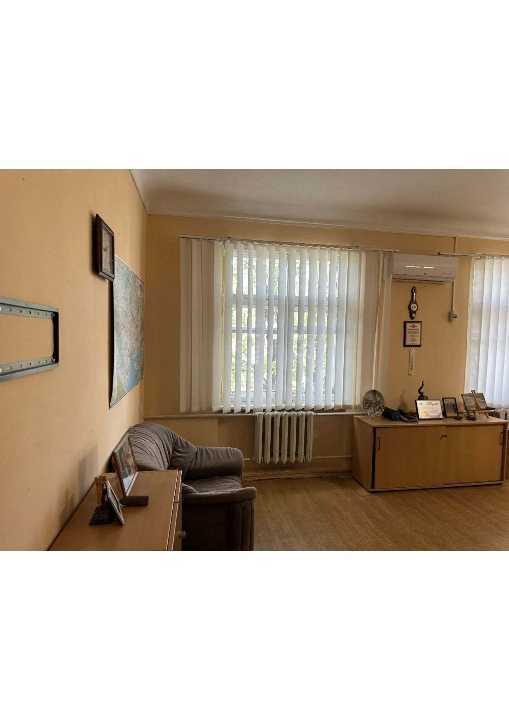 Продаж приміщення вільного призначення 1938.9 м², Двінська, 23/1