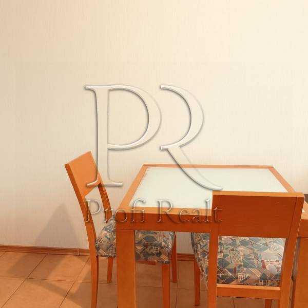 Продаж 1-кімнатної квартири 51 м², Кубанської України вул., 31А