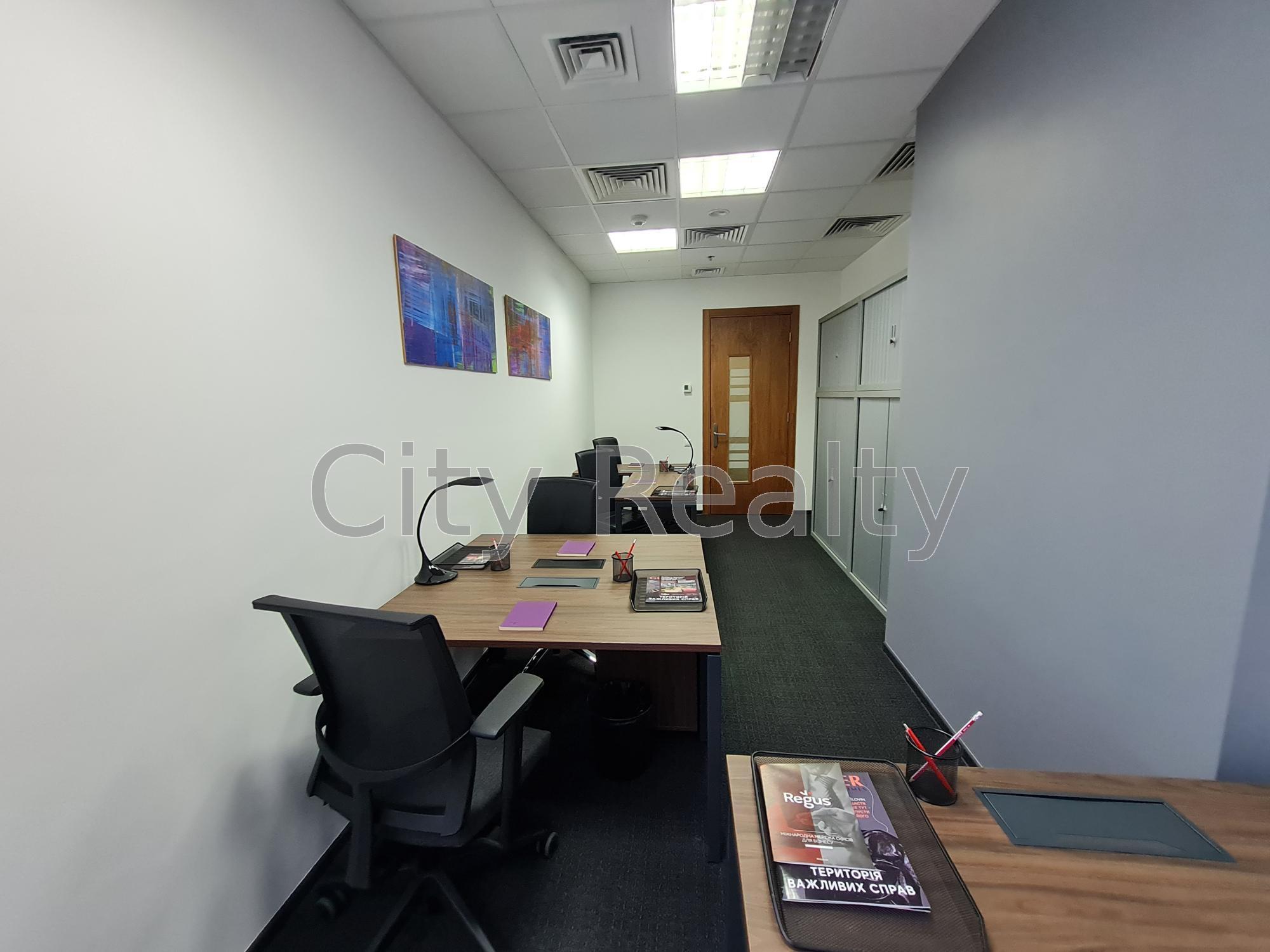Оренда офісу 45 м², Спортивна пл., 1А