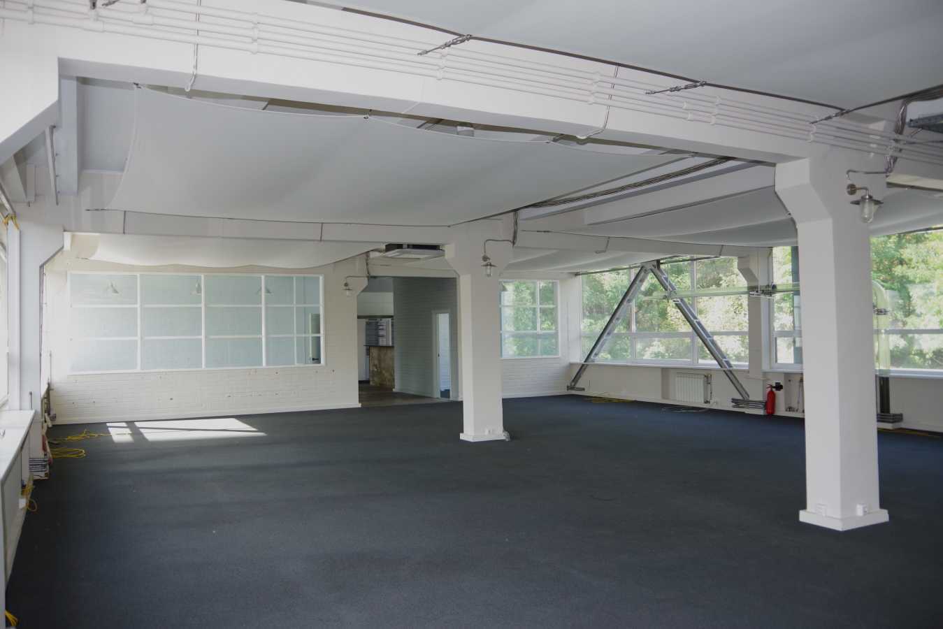 Продаж офісу 570 м², Глибочицька вул., 29/31