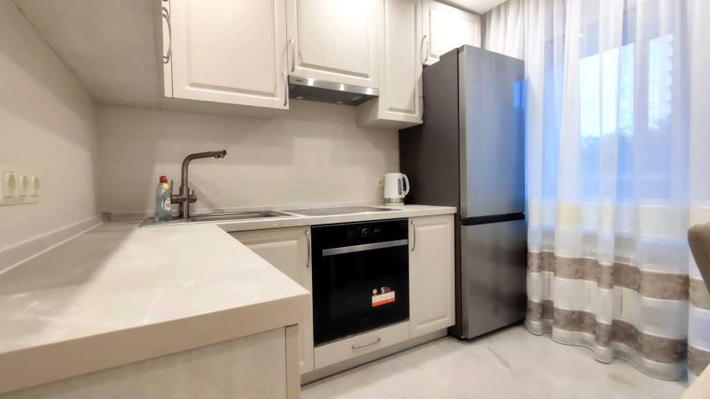 Аренда 1-комнатной квартиры 42 м², Александра Поля просп.