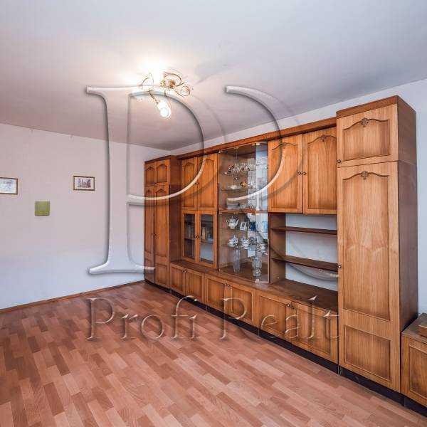 Продаж 2-кімнатної квартири 65 м², Вишгородська вул., 54Б