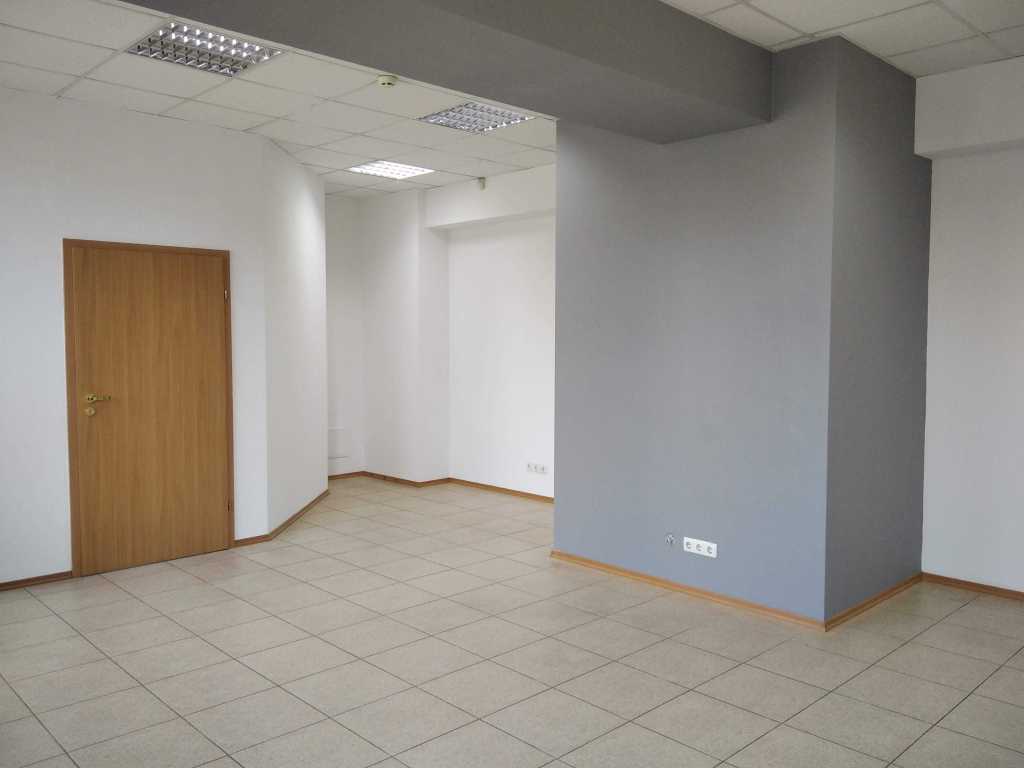Оренда офісу 67 м², Євгена Сверстюка вул., 11б
