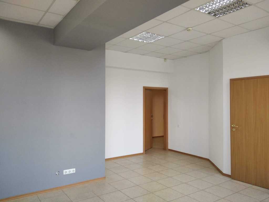 Оренда офісу 67 м², Євгена Сверстюка вул., 11б