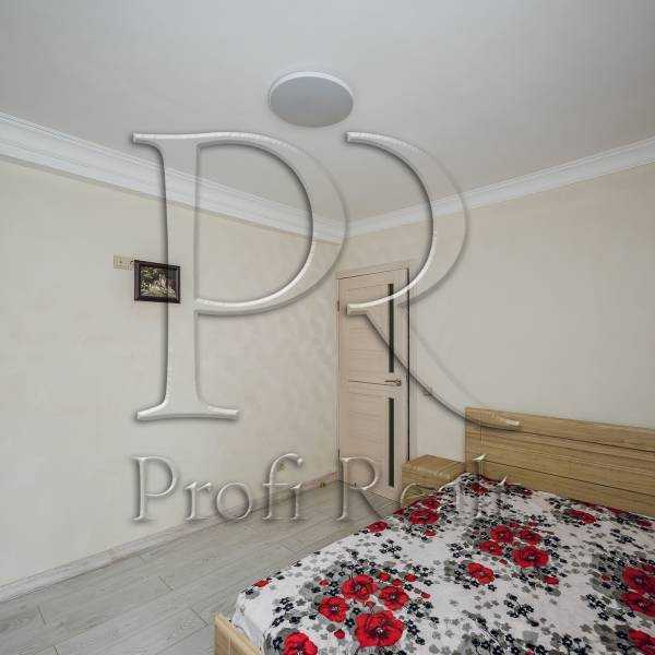 Продаж 2-кімнатної квартири 45 м², Дарницький бул., 21