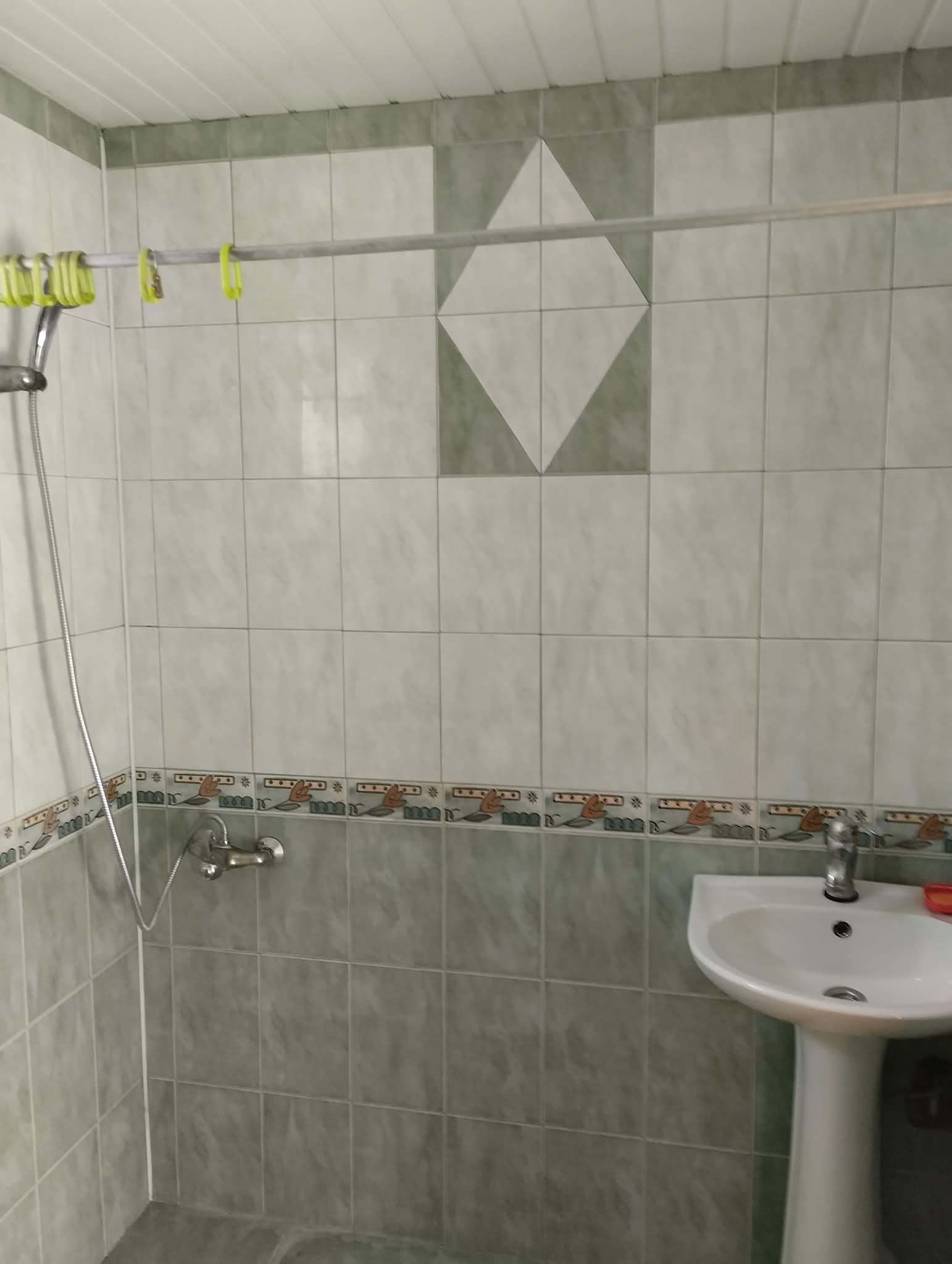 Продажа 5-комнатной квартиры 65 м², 78