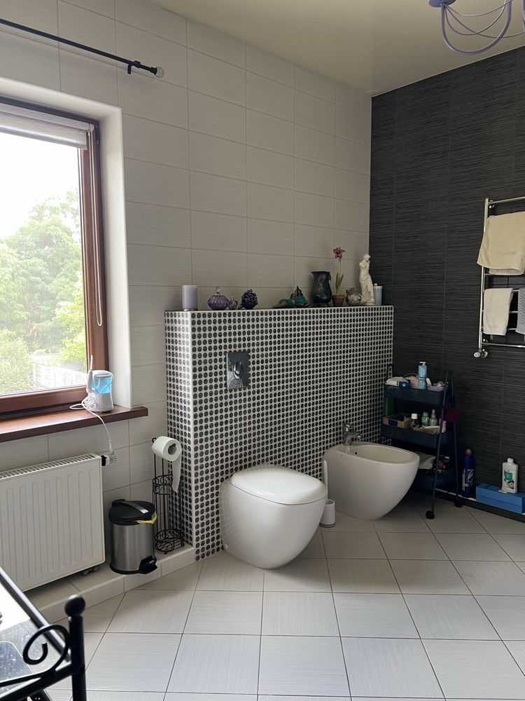 Продаж будинку 383 м²