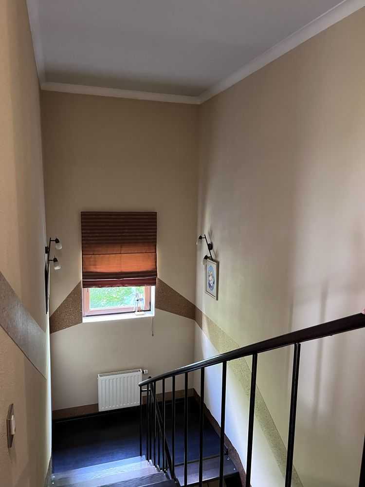 Продаж будинку 383 м²