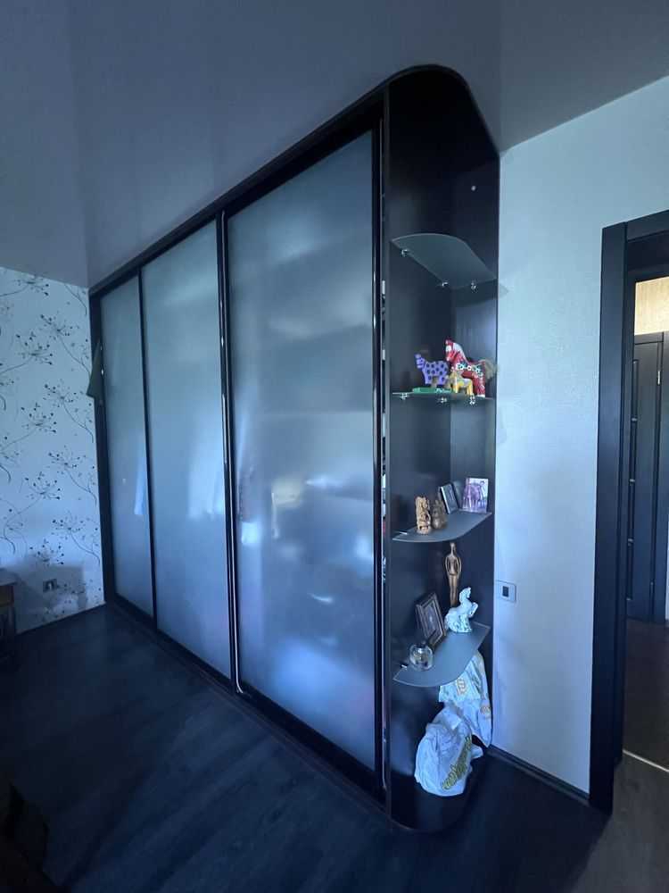 Продаж будинку 383 м²