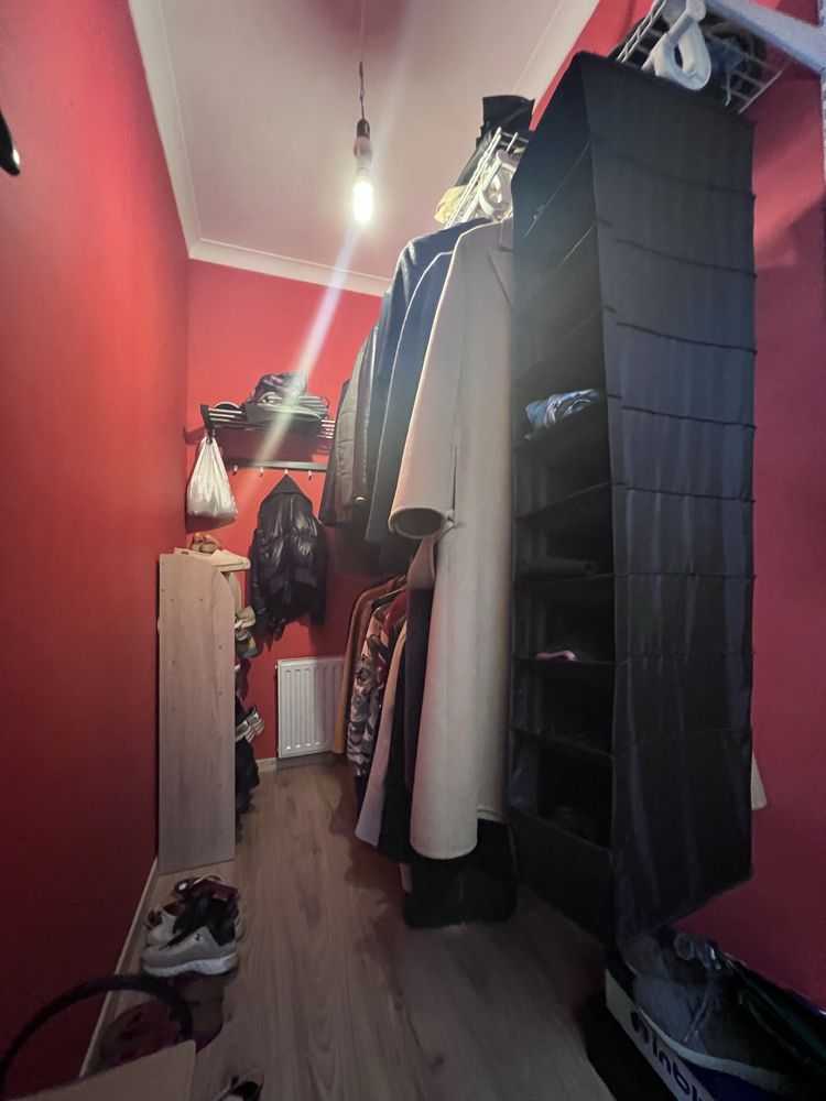 Продаж будинку 383 м²