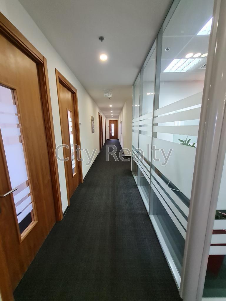 Оренда офісу 20 м², Спортивна пл., 1А