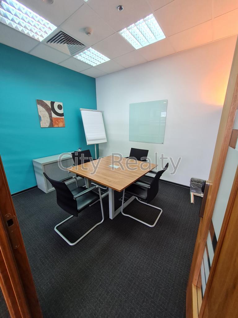 Оренда офісу 20 м², Спортивна пл., 1А