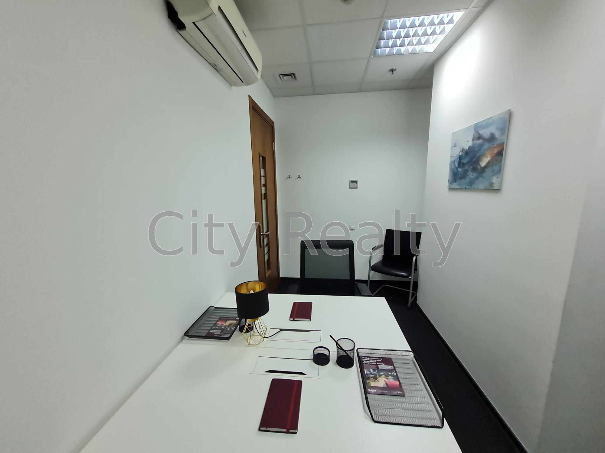 Оренда офісу 20 м², Спортивна пл., 1А