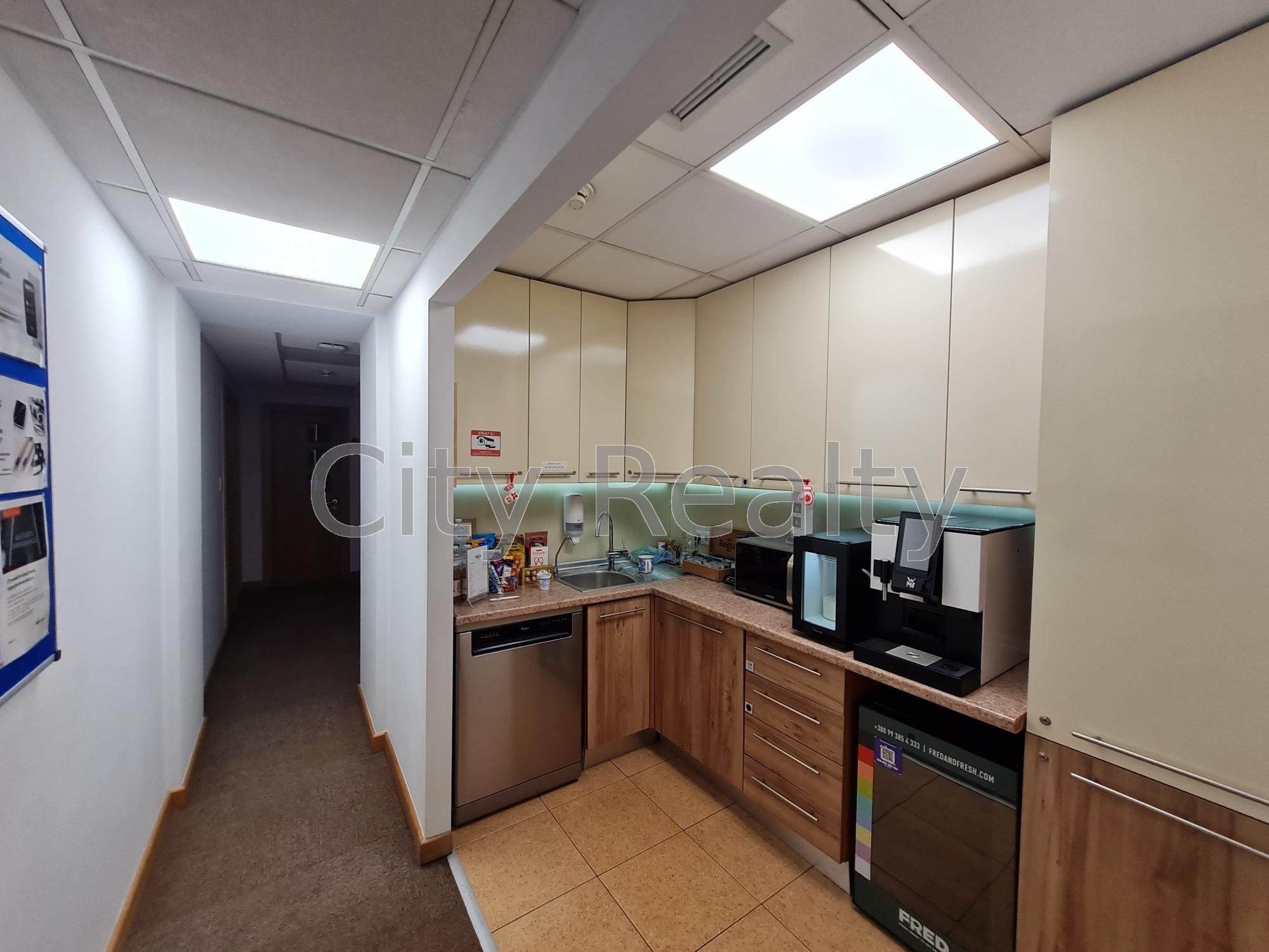 Оренда офісу 50 м², Шовковична вул., 42/44