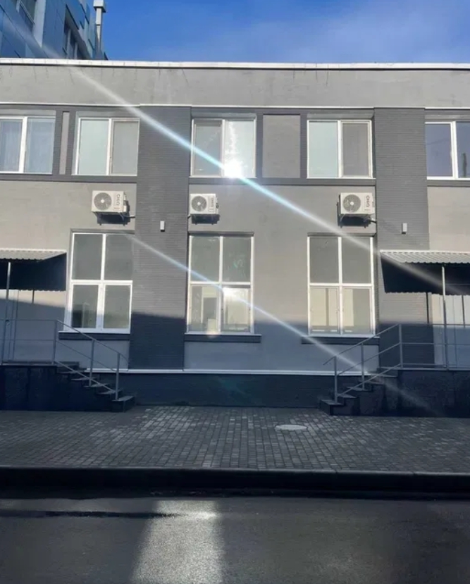 Аренда помещения свободного назначения 215 м², Водопроводная ул.