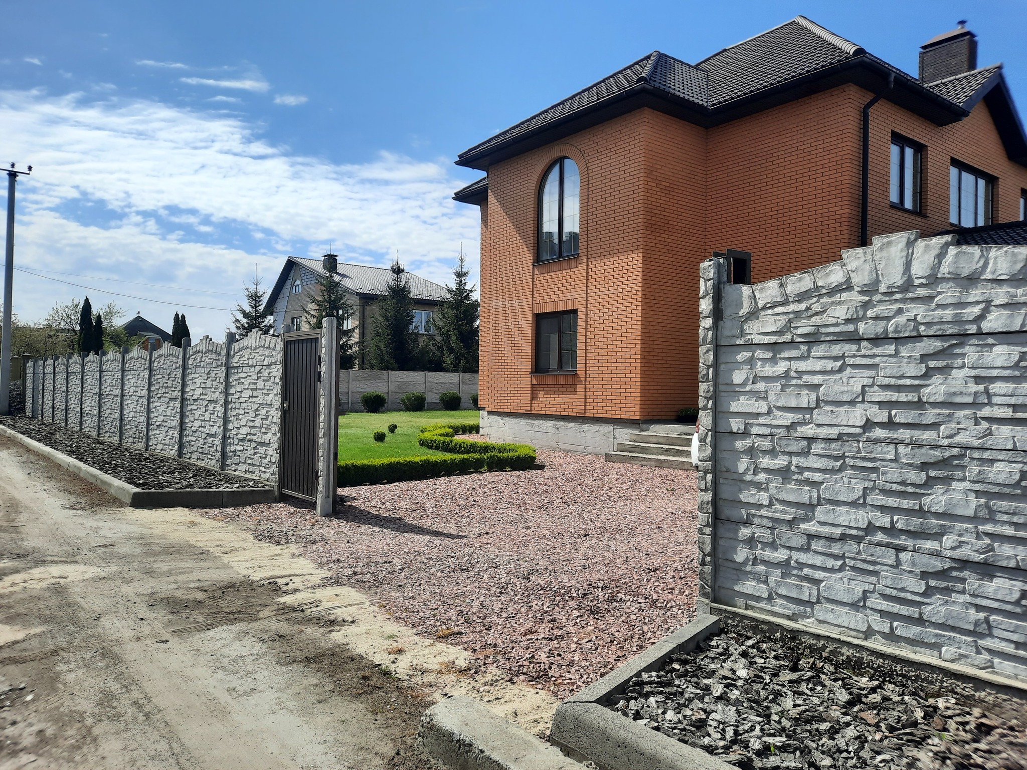 Продажа коттеджа 240 м²